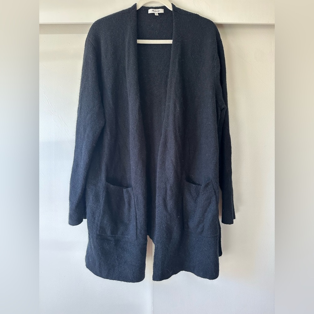 Madewell Kent Cardigan Sweater in Coziest Yarn